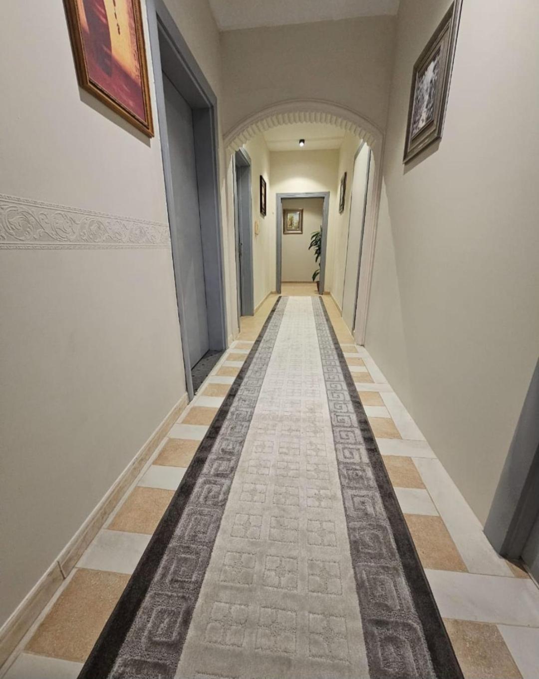 استيديو حياة الفيصلية دخول وخدمة ذاتيه Al-Ras Esterno foto